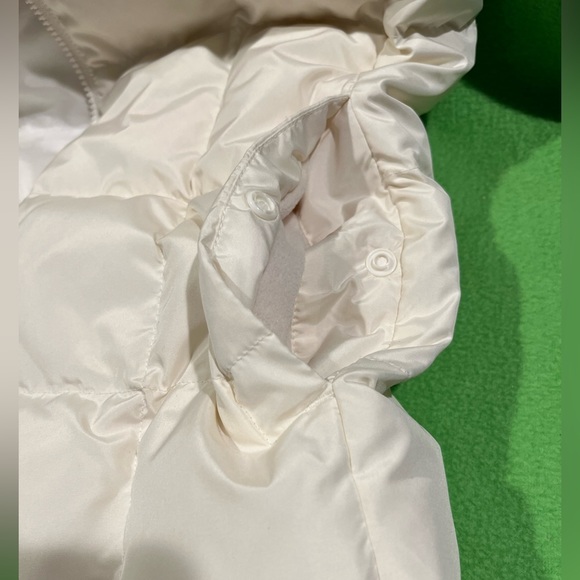 Lands’ End Cream Full Zip Puffer Down Vest - Picture 8 of 13